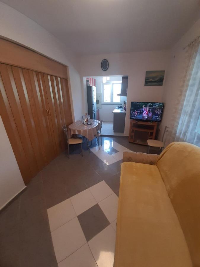 Apartments Borna Drage Extérieur photo