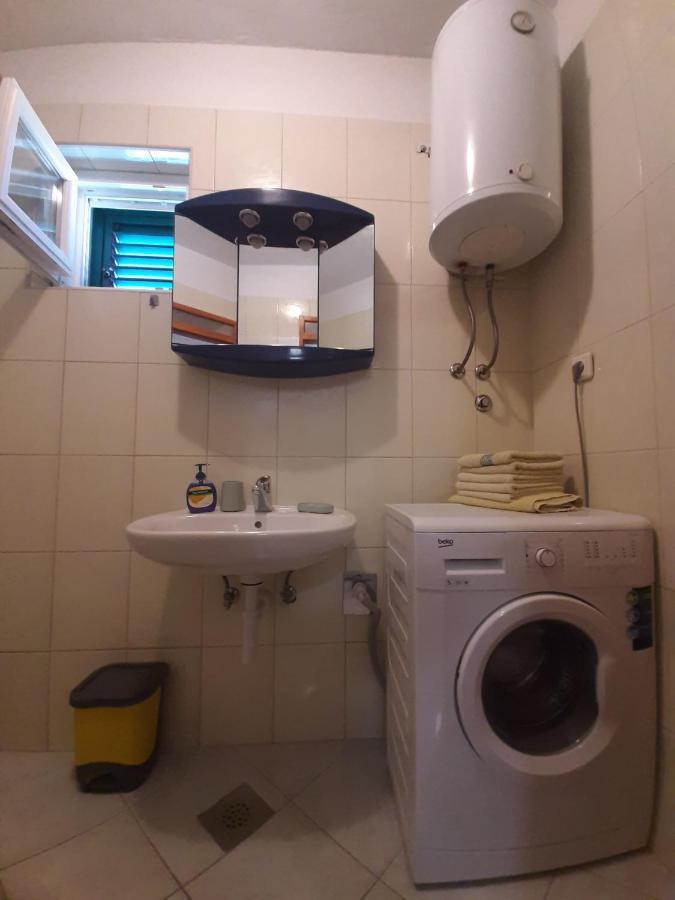 Apartments Borna Drage Extérieur photo